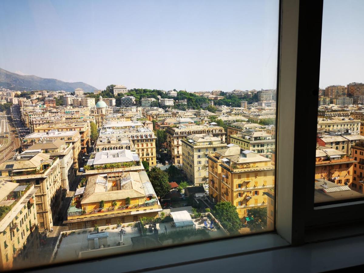 Suite Lambruschini Central With Top City View - Free Covered Parking Генуя Екстер'єр фото
