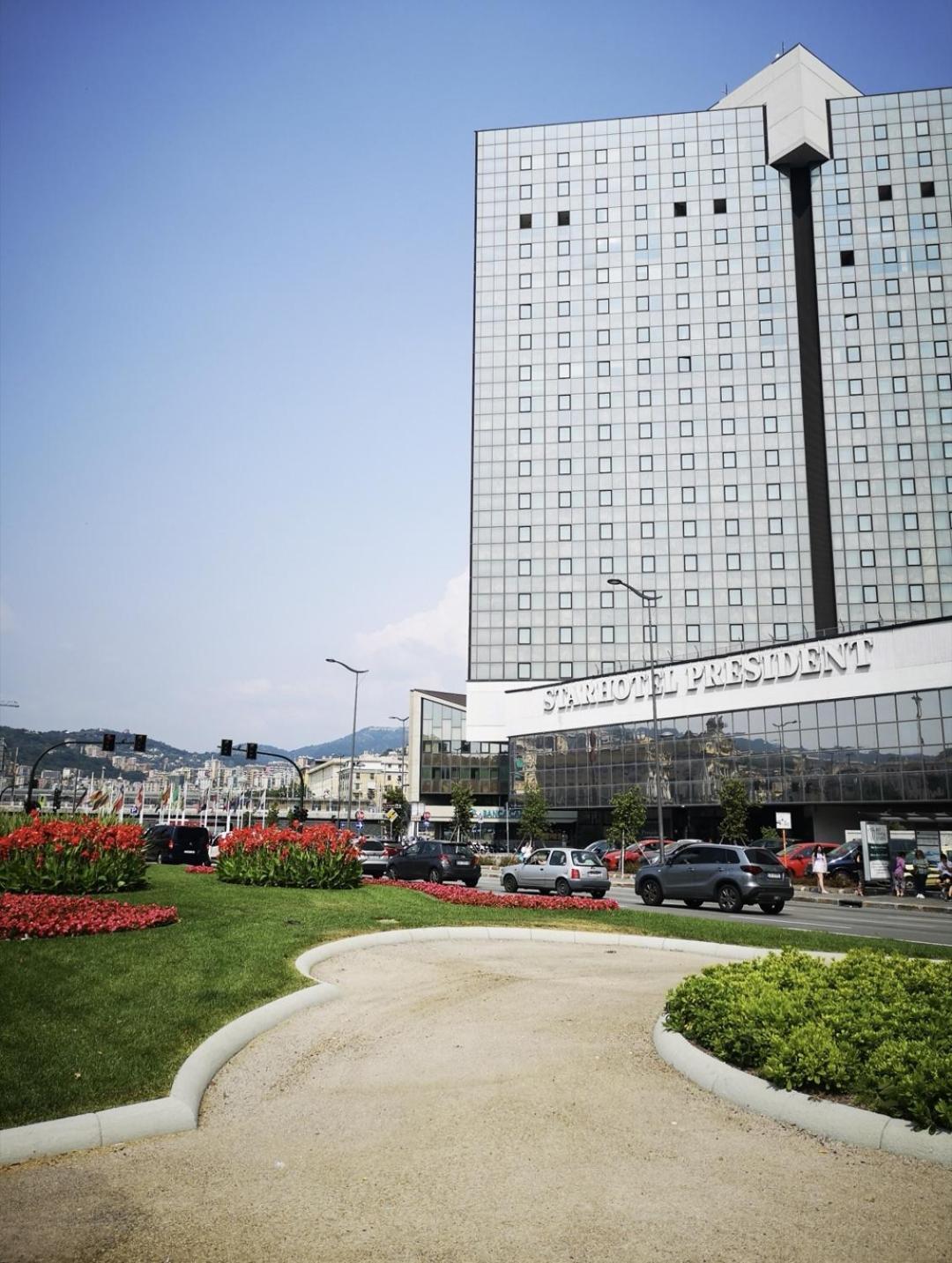 Suite Lambruschini Central With Top City View - Free Covered Parking Генуя Екстер'єр фото