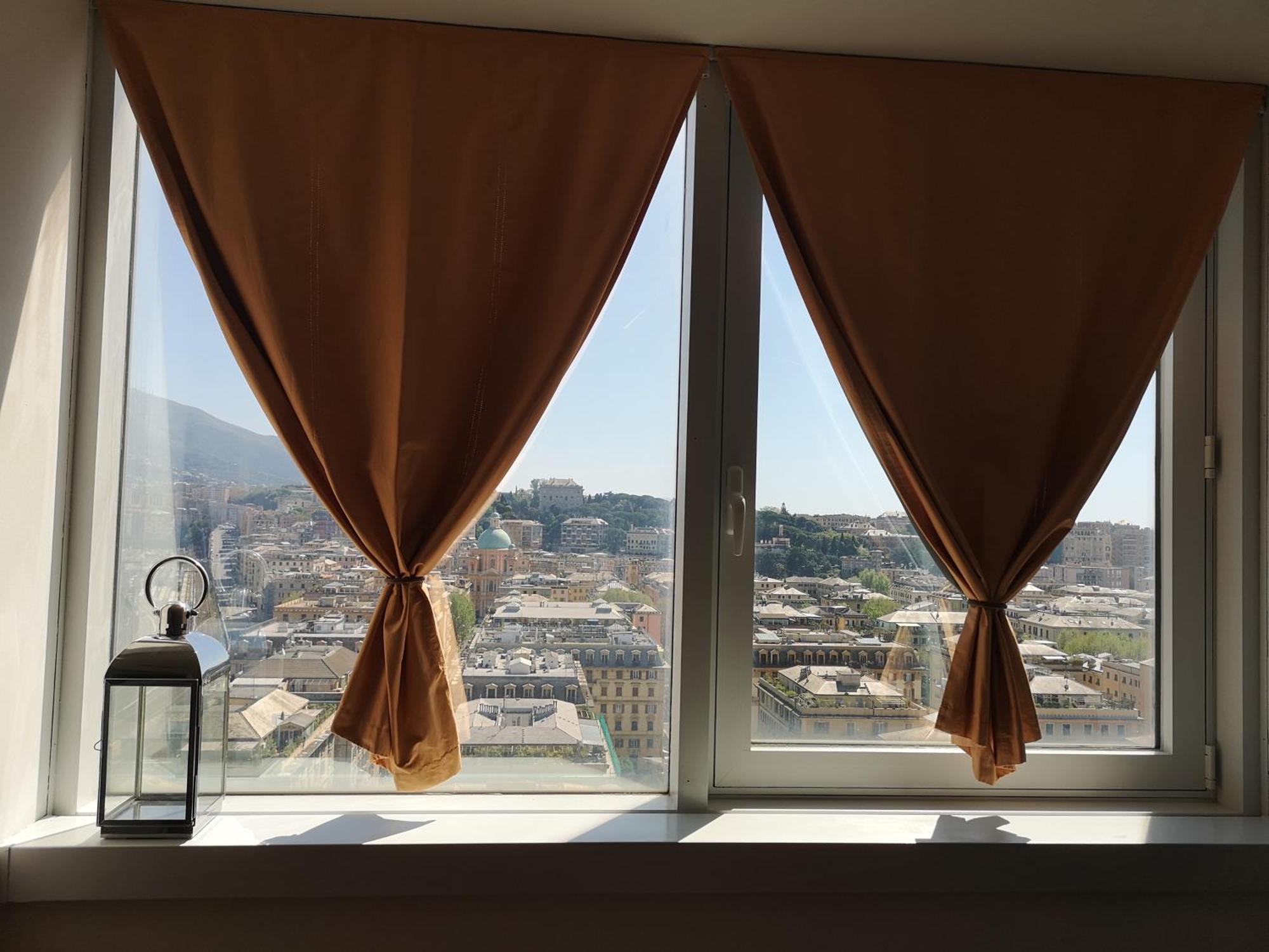 Suite Lambruschini Central With Top City View - Free Covered Parking Генуя Екстер'єр фото